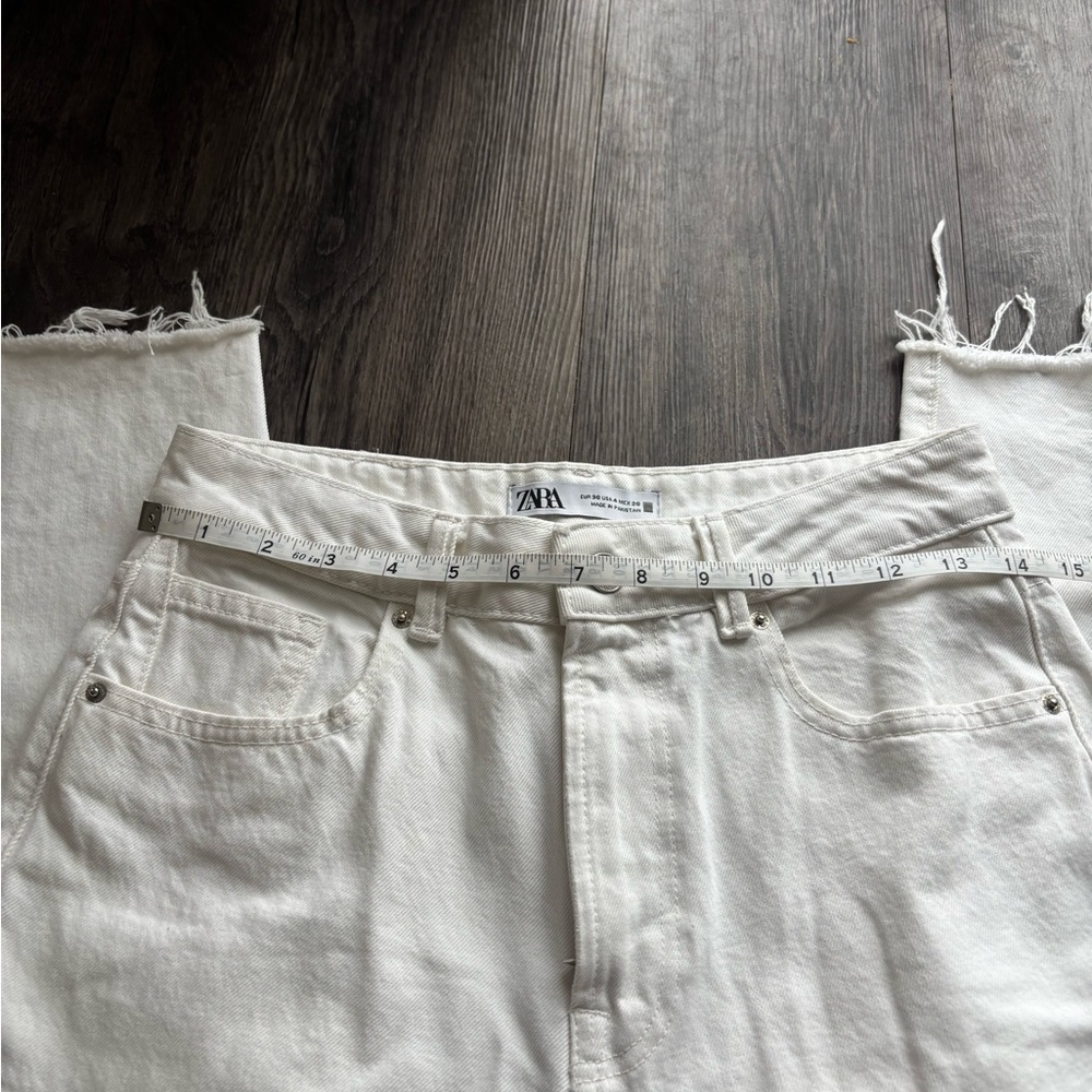 Zara White Jean - Picture 6 of 6